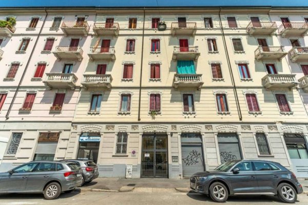 appartamento in vendita a Milano in zona Porta Genova