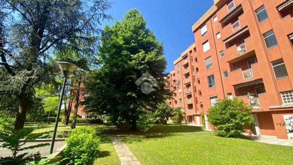appartamento in vendita a Milano in zona Baggio
