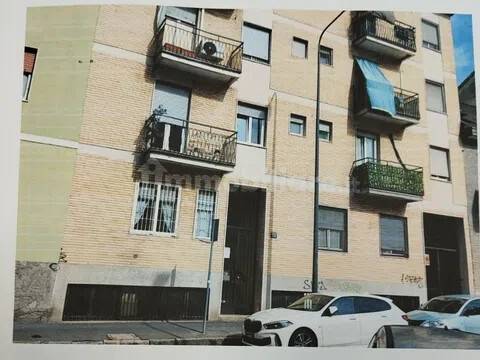 appartamento in vendita a Milano in zona Baggio