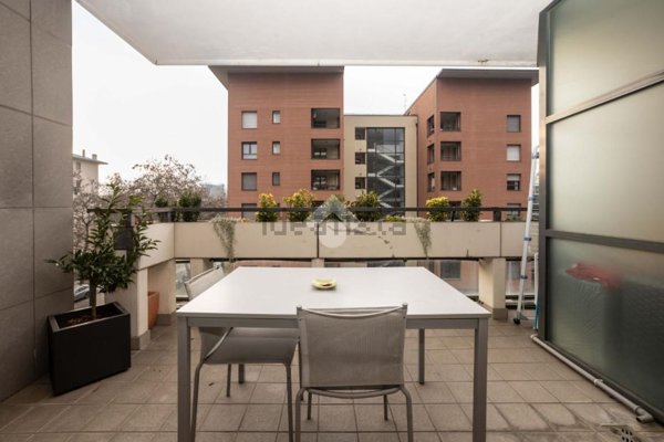 appartamento in vendita a Milano in zona Vigentino