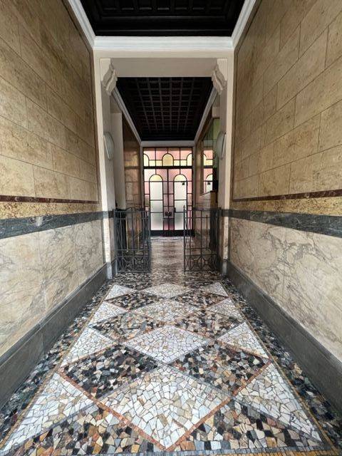 appartamento in vendita a Milano in zona Città Studi