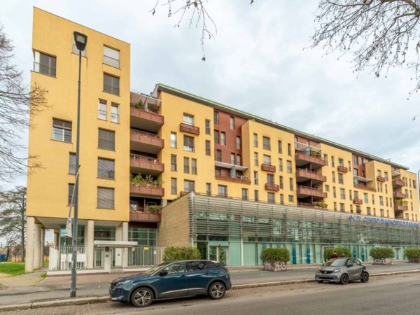 appartamento in vendita a Milano in zona Porta Genova