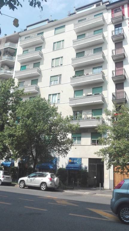 appartamento in vendita a Milano in zona Solari