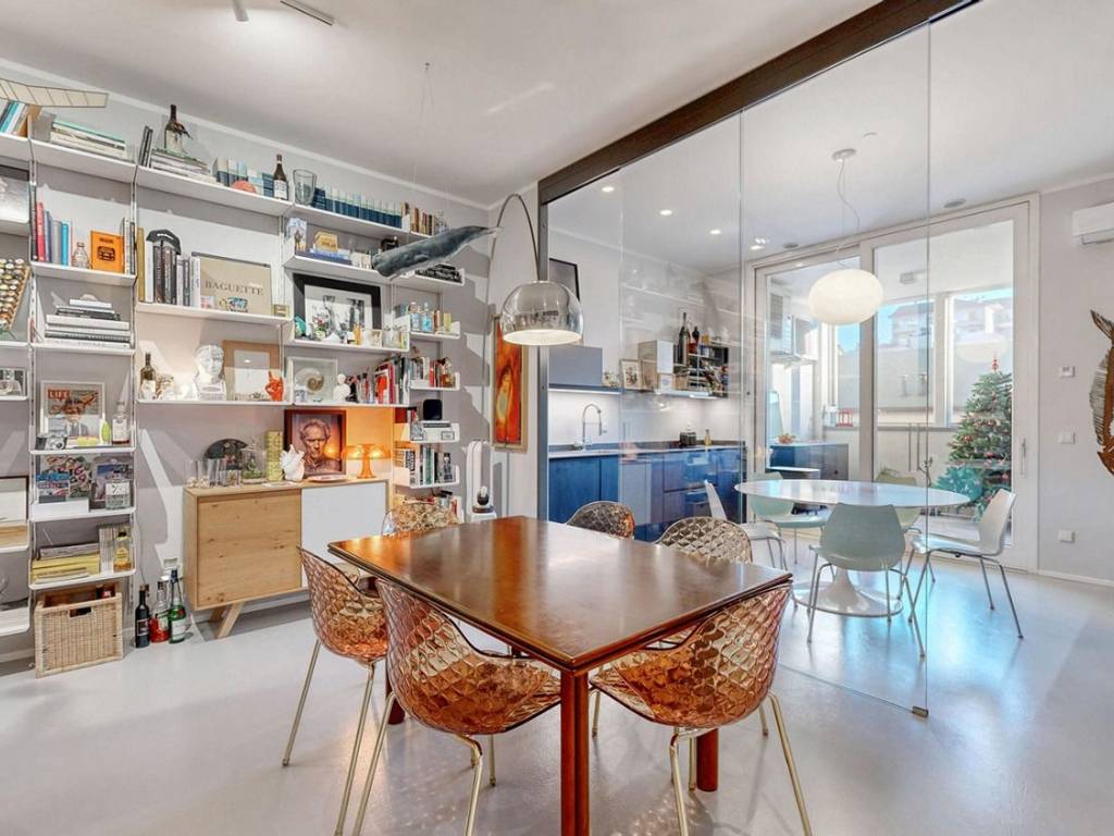 appartamento in vendita a Milano in zona Famagosta