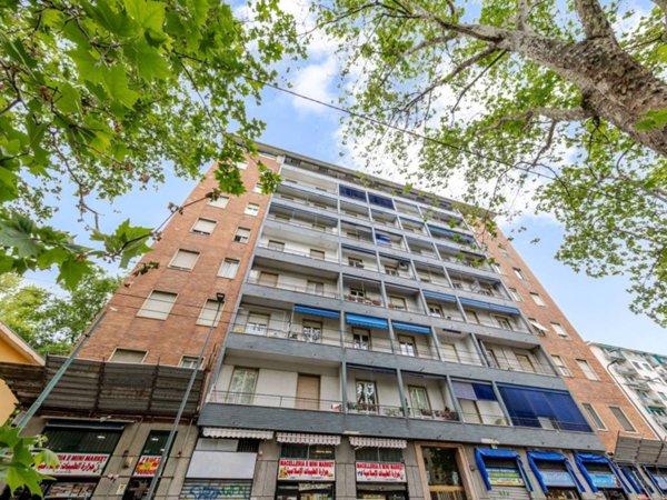 appartamento in vendita a Milano in zona Calvairate