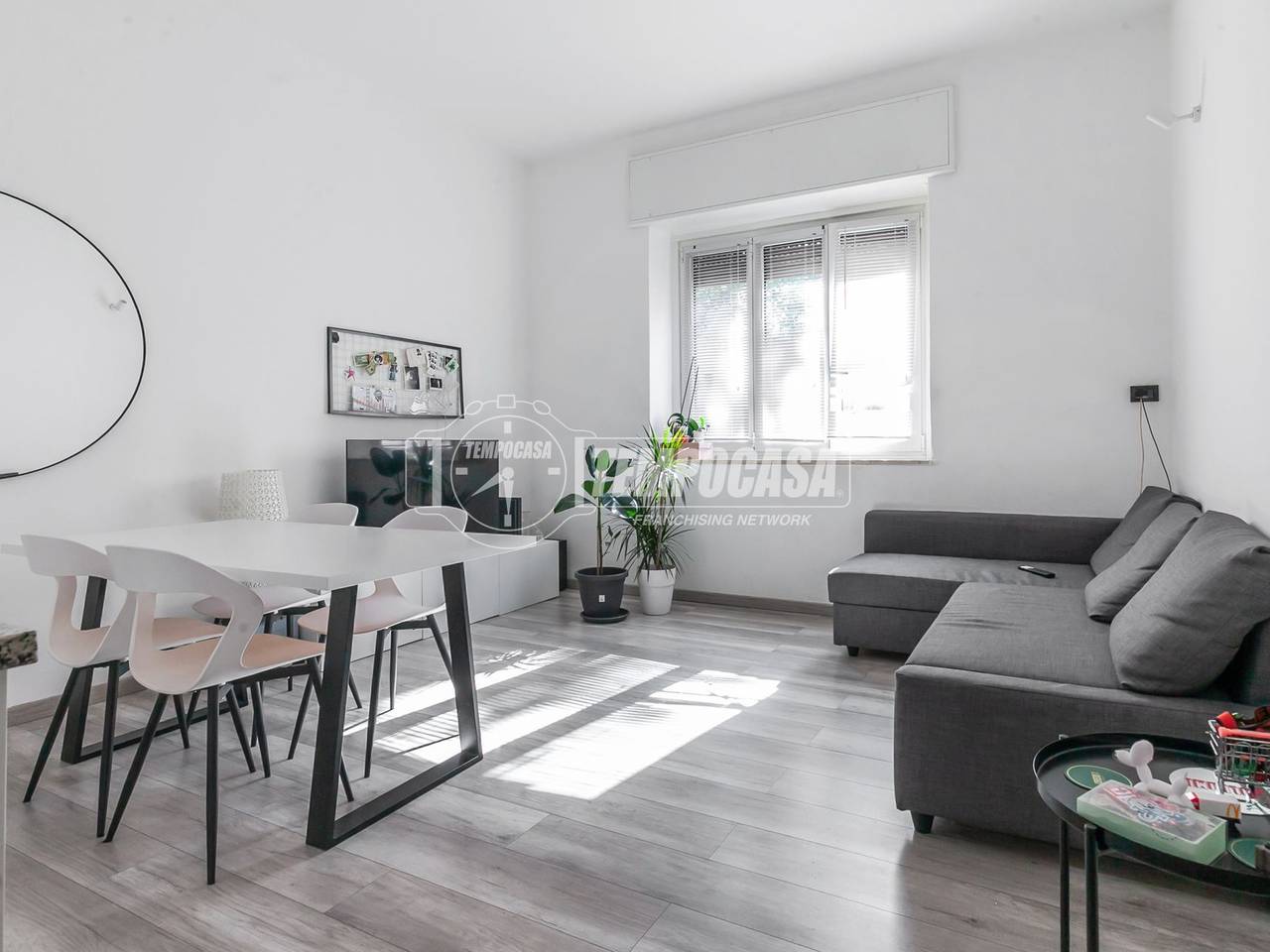 appartamento in vendita a Milano in zona Dergano