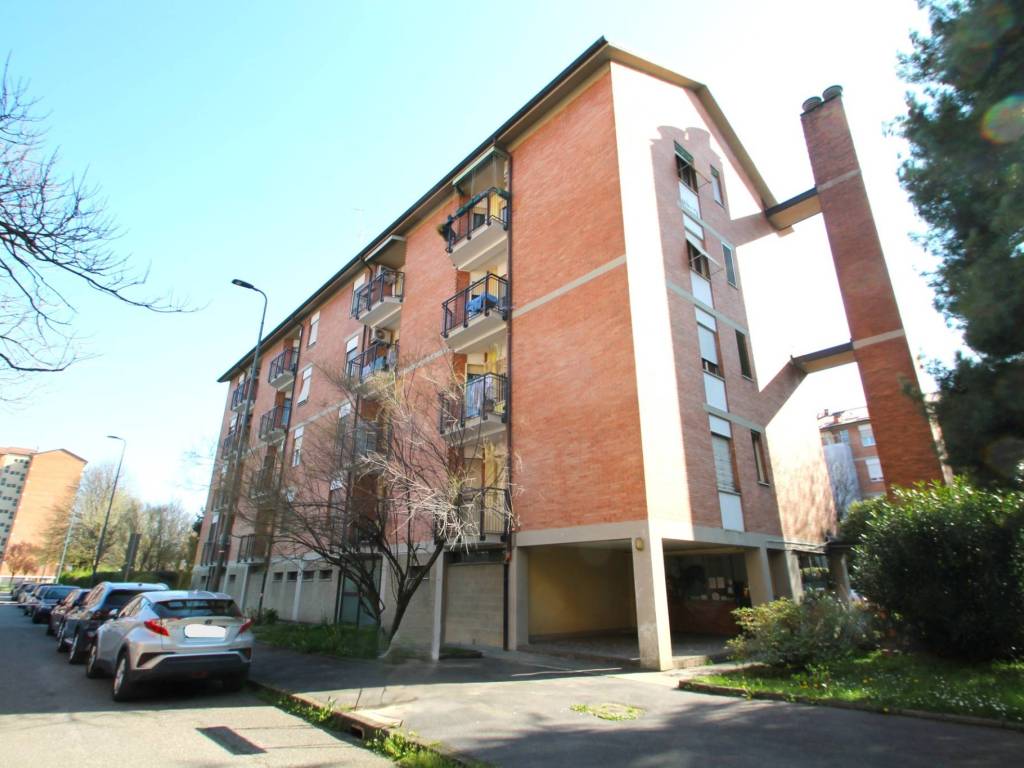 appartamento in vendita a Milano in zona San Siro