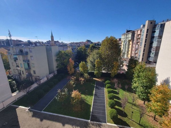 appartamento in vendita a Milano in zona Il Portello