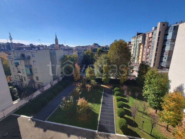 appartamento in vendita a Milano in zona Il Portello