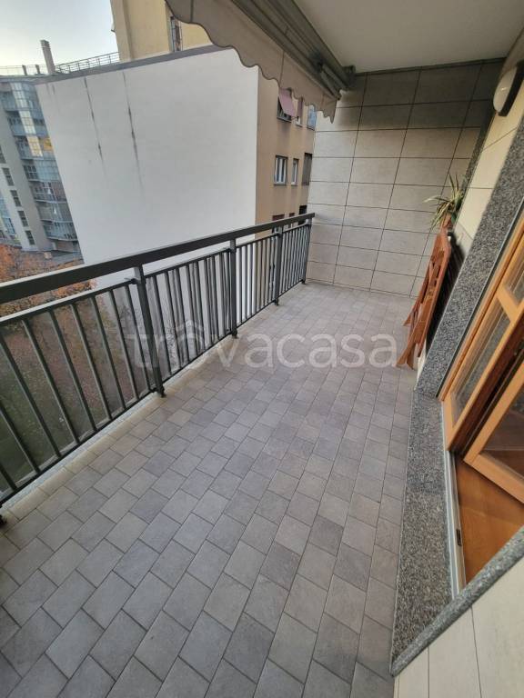 appartamento in vendita a Milano in zona Il Portello