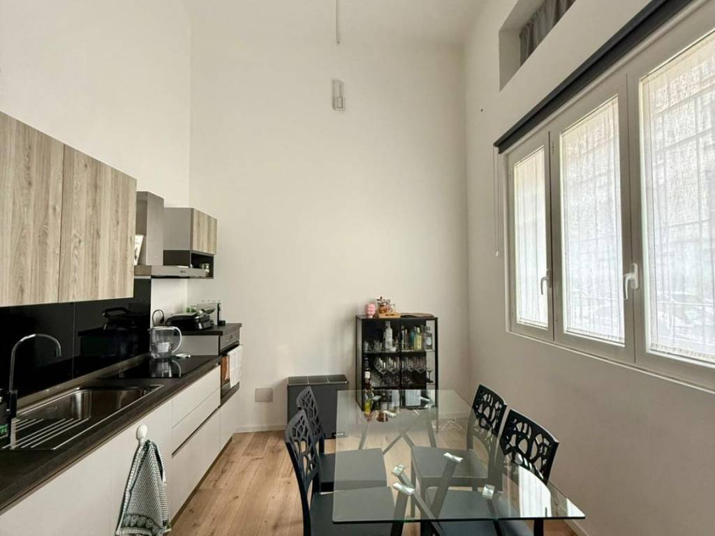 appartamento in vendita a Milano in zona Corvetto
