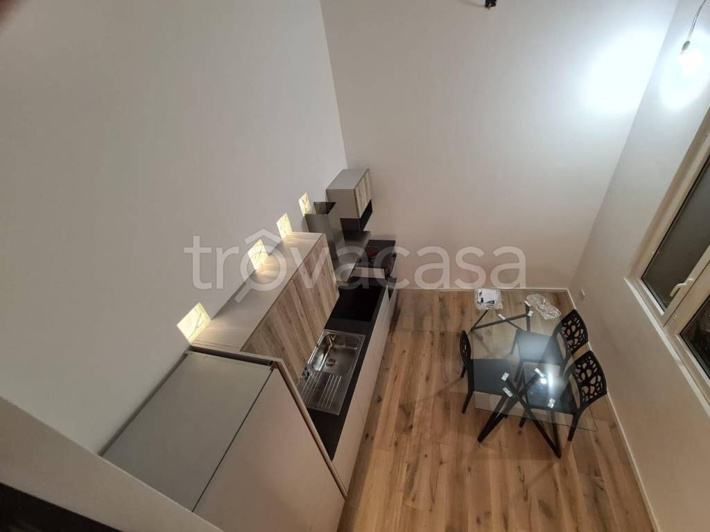 appartamento in vendita a Milano in zona Corvetto