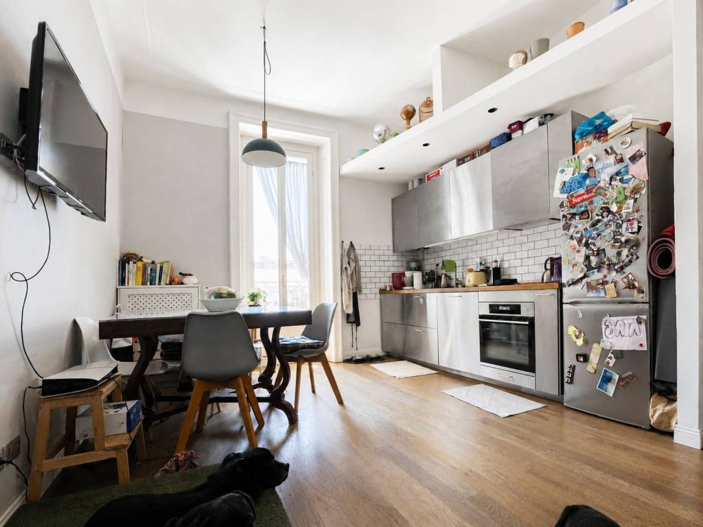 appartamento in vendita a Milano in zona Dergano