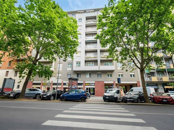 appartamento in vendita a Milano in zona Ghisolfa