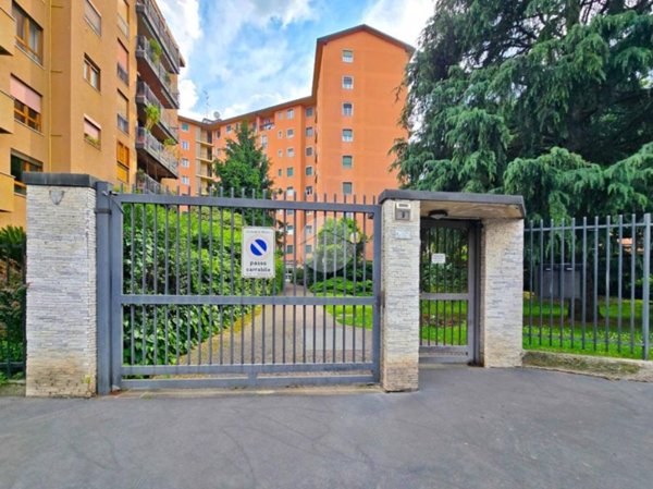 appartamento in vendita a Milano in zona Niguarda