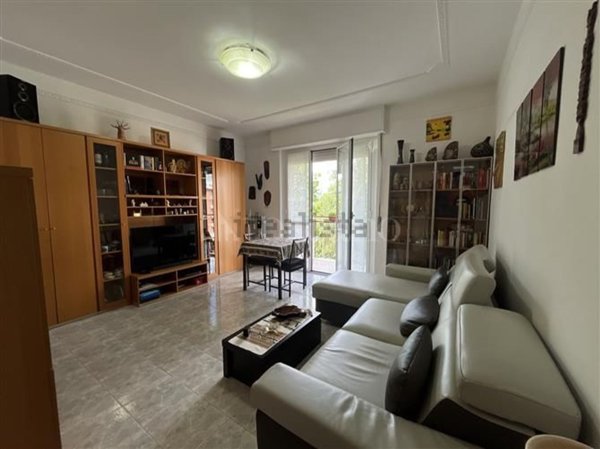 appartamento in vendita a Milano in zona Lorenteggio