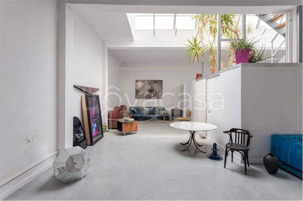 appartamento in vendita a Milano in zona Bovisa