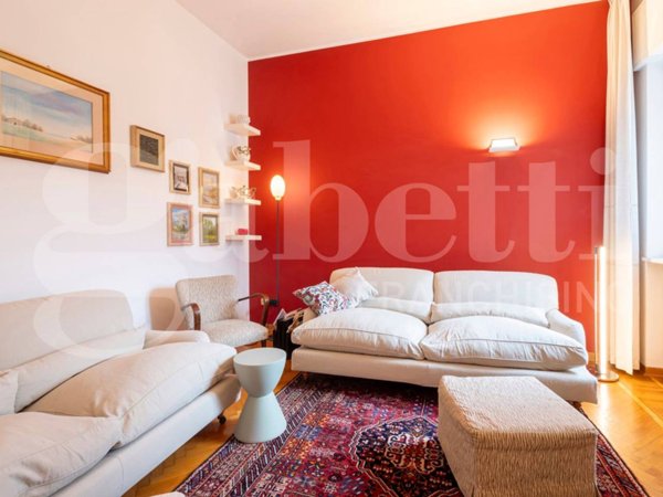 appartamento in vendita a Milano in zona Guastalla