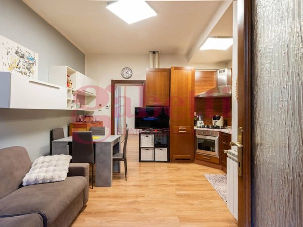 appartamento in vendita a Milano in zona Stadera