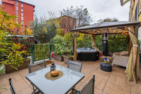 appartamento in vendita a Milano in zona Piazzale Lodi