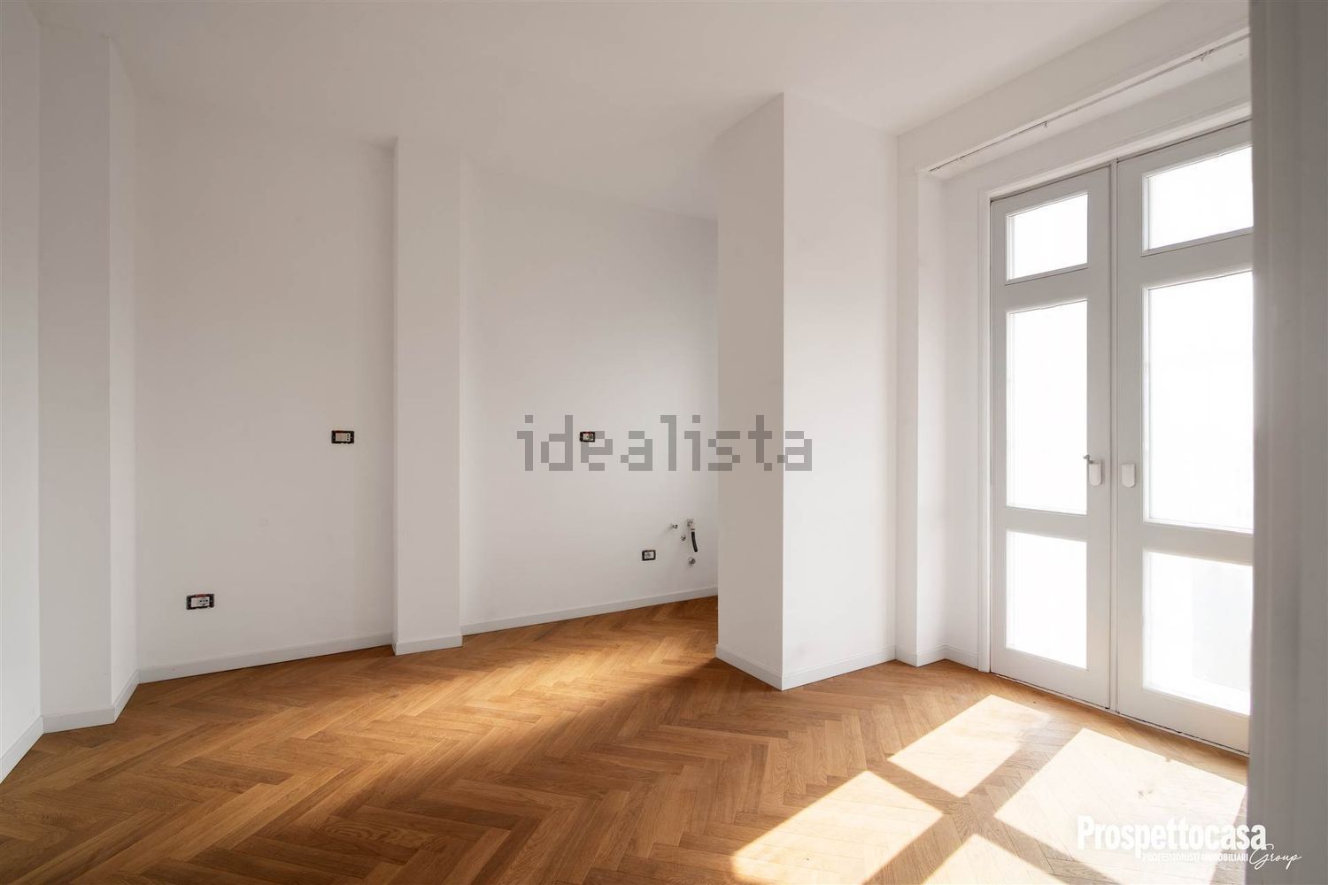 appartamento in vendita a Milano in zona Lorenteggio