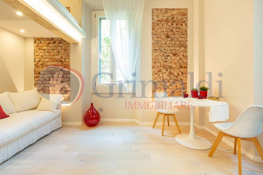 appartamento in vendita a Milano in zona Ghisolfa