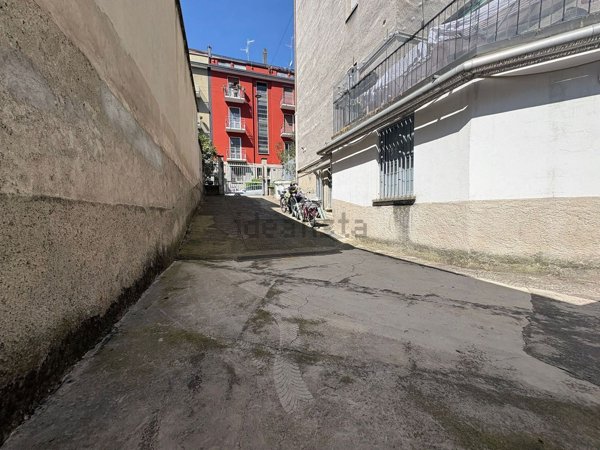 casa semindipendente in vendita a Milano