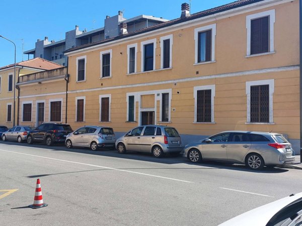 appartamento in vendita a Milano in zona Morsenchio
