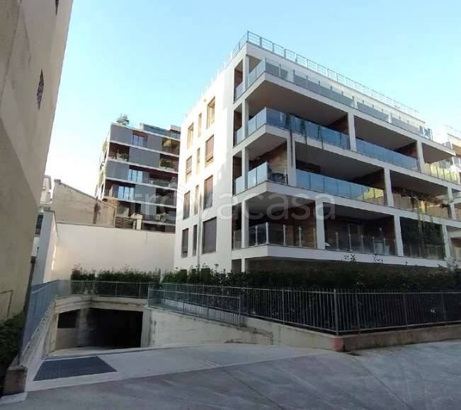 appartamento in vendita a Milano in zona Solari