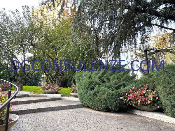 appartamento in vendita a Milano in zona Piazzale Lodi