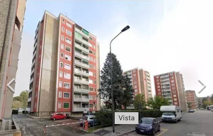 appartamento in vendita a Milano in zona Quartiere degli Olmi