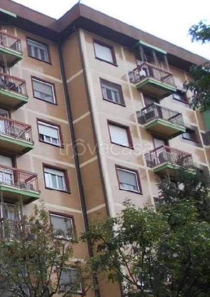 appartamento in vendita a Milano in zona Gallaratese