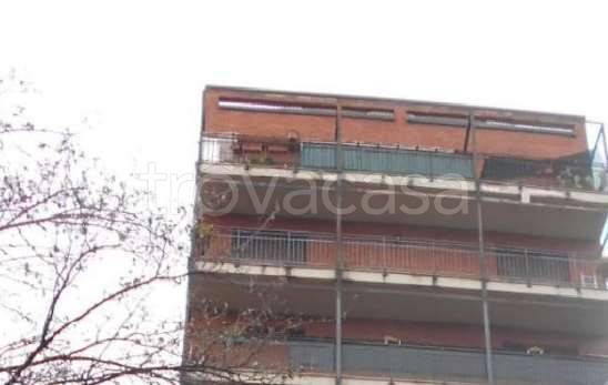 appartamento in vendita a Milano in zona Comasina