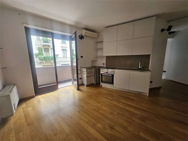 appartamento in vendita a Milano in zona Isola