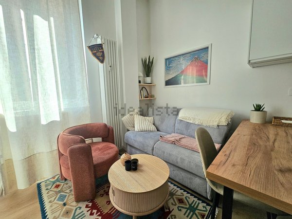 appartamento in vendita a Milano in zona Montalbino