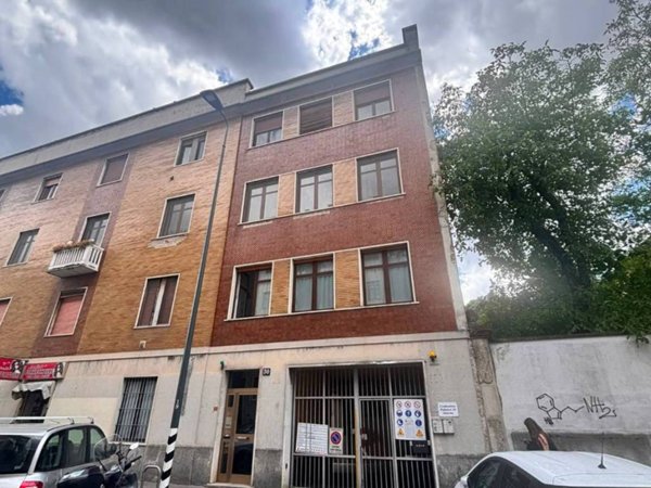appartamento in vendita a Milano in zona Stadera