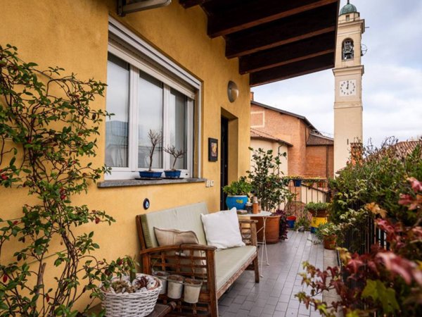 appartamento in vendita a Milano in zona Famagosta