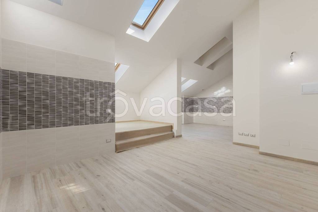 appartamento in vendita a Milano in zona Gratosoglio