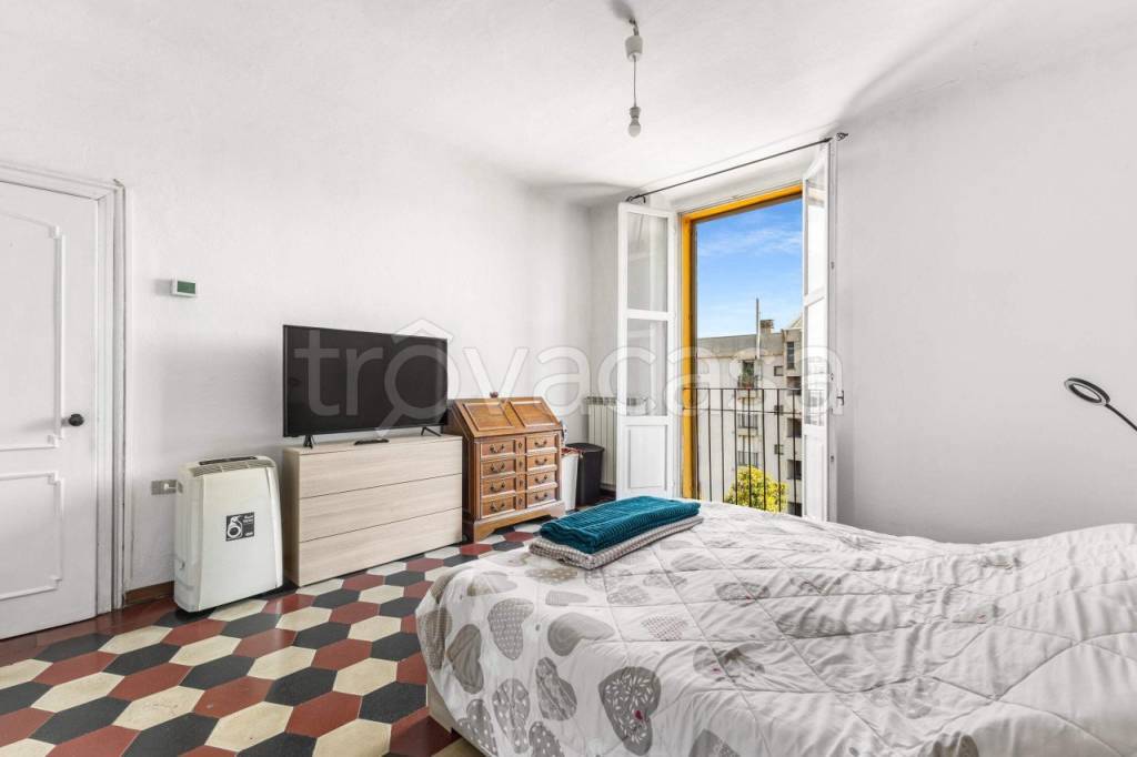 appartamento in vendita a Milano in zona Corvetto