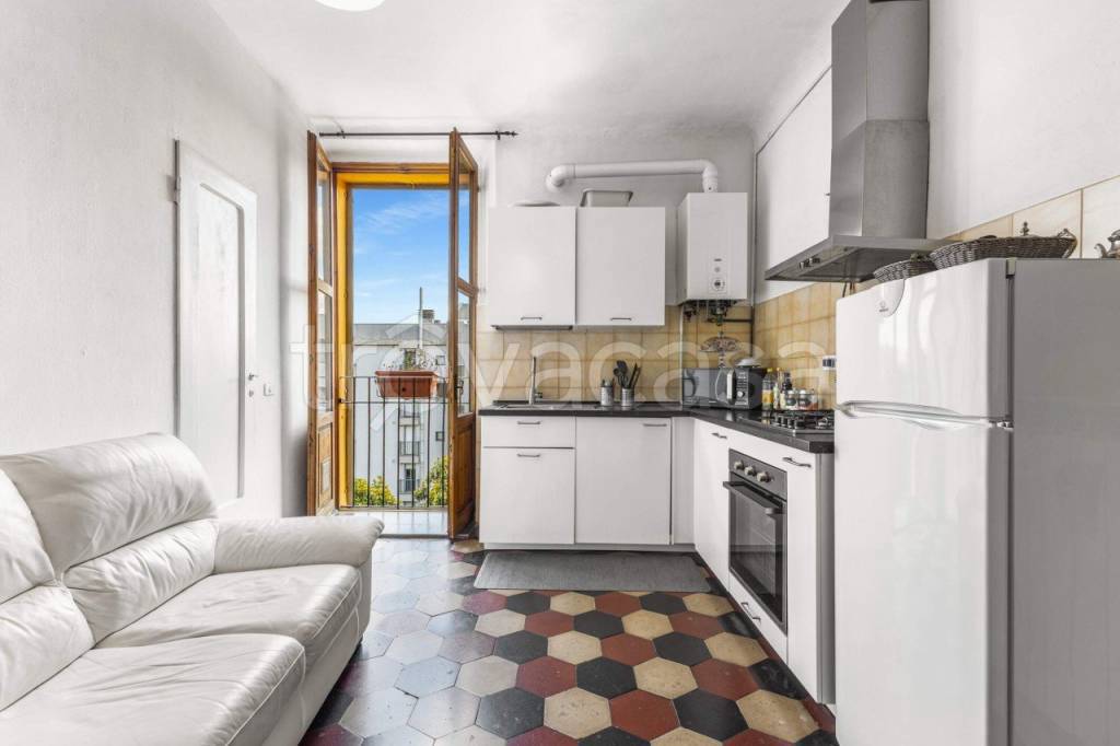appartamento in vendita a Milano in zona Corvetto