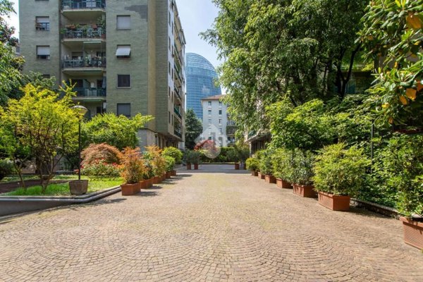 appartamento in vendita a Milano in zona Il Portello