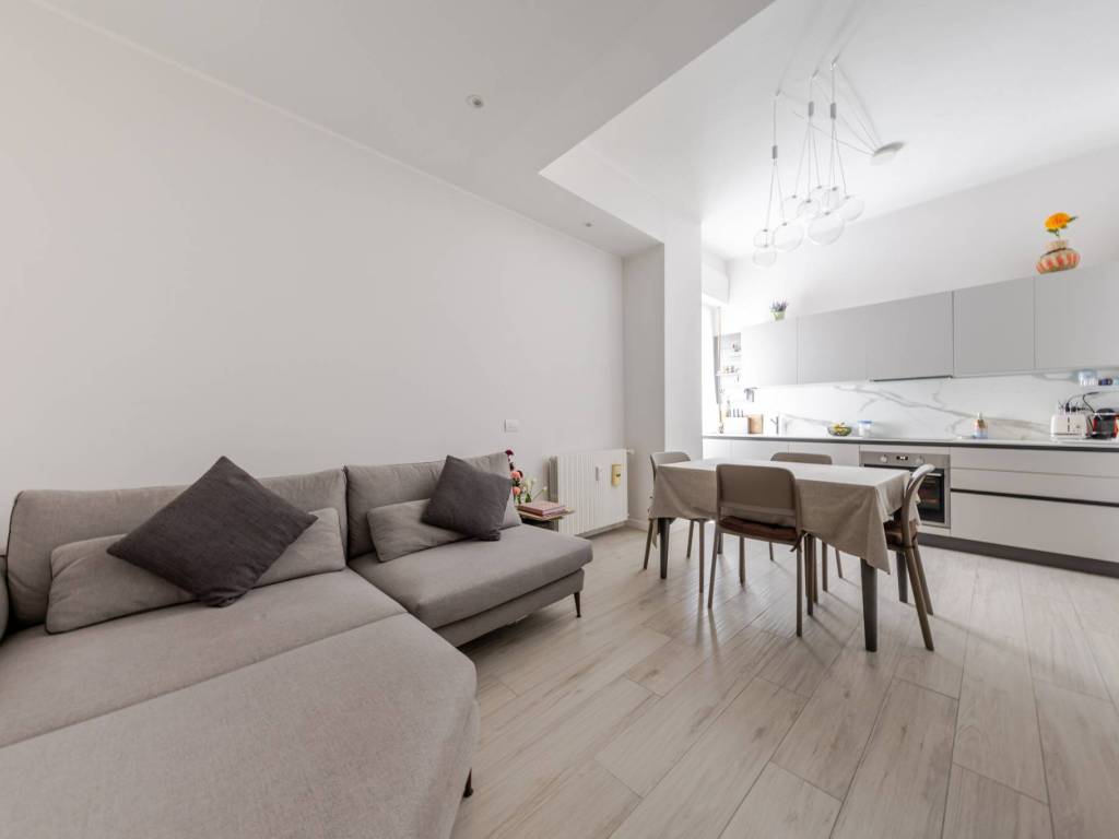 appartamento in vendita a Milano in zona Vigentino