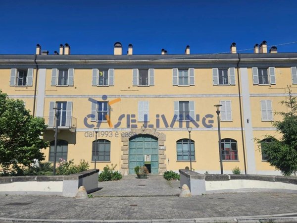 appartamento in vendita a Milano in zona Barona