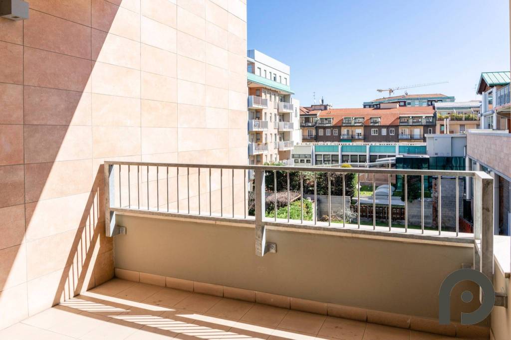 appartamento in vendita a Milano in zona Gorla