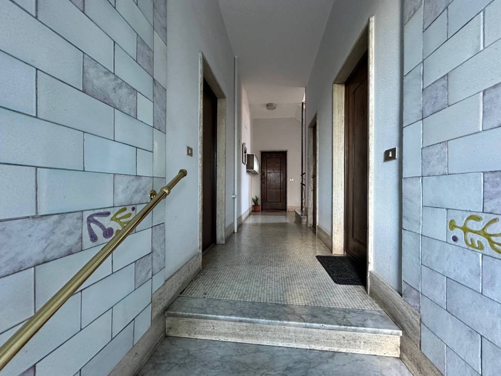 appartamento in vendita a Milano in zona Maggiolina