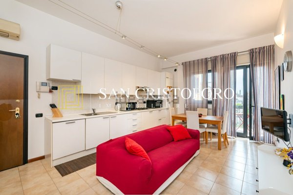 appartamento in vendita a Milano in zona Gorla