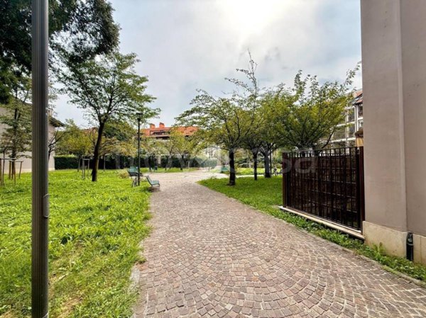 appartamento in vendita a Milano in zona Crescenzago
