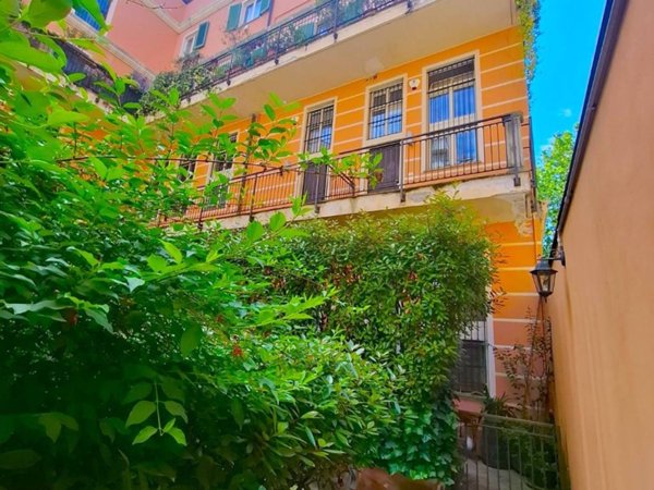 appartamento in vendita a Milano in zona Chiesa Rossa