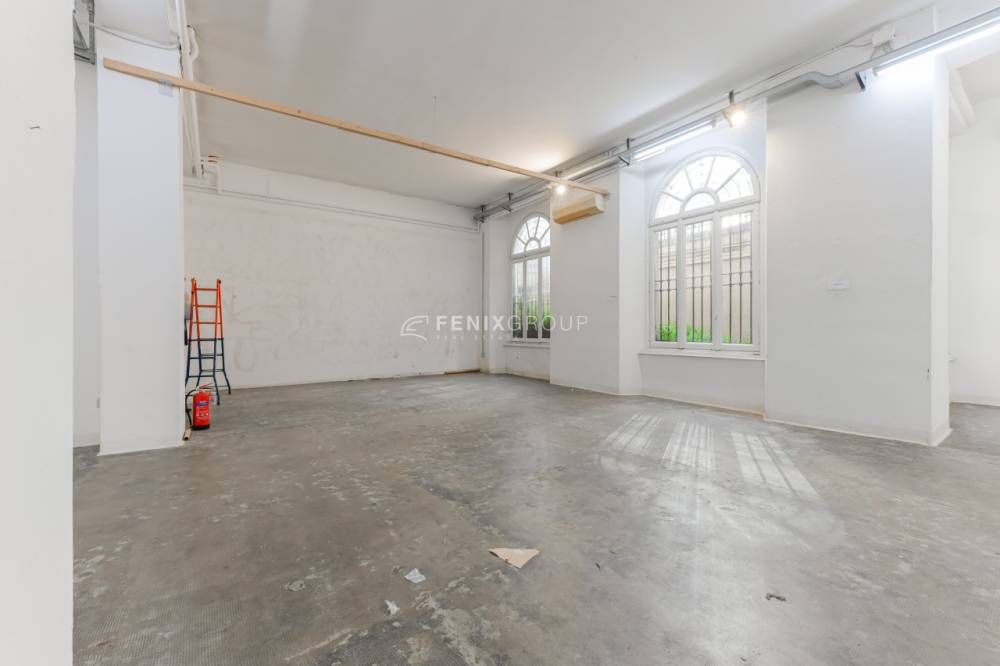 locale di sgombero in vendita a Milano in zona San Vittore
