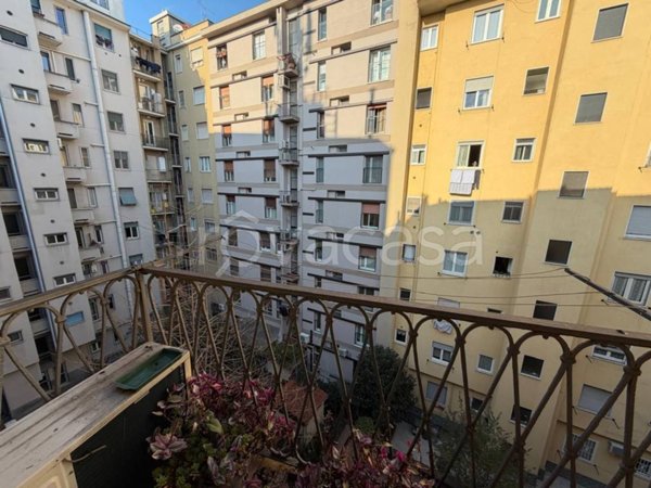 appartamento in vendita a Milano in zona Ghisolfa
